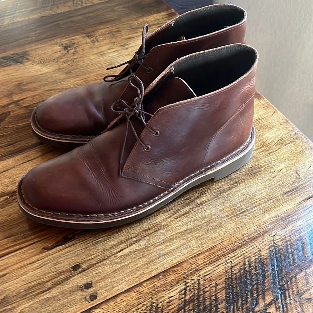Clark’s Bushacre 2 Boots Lace Up Chukka Boots Brown Oiled Leather 9.5 Like New